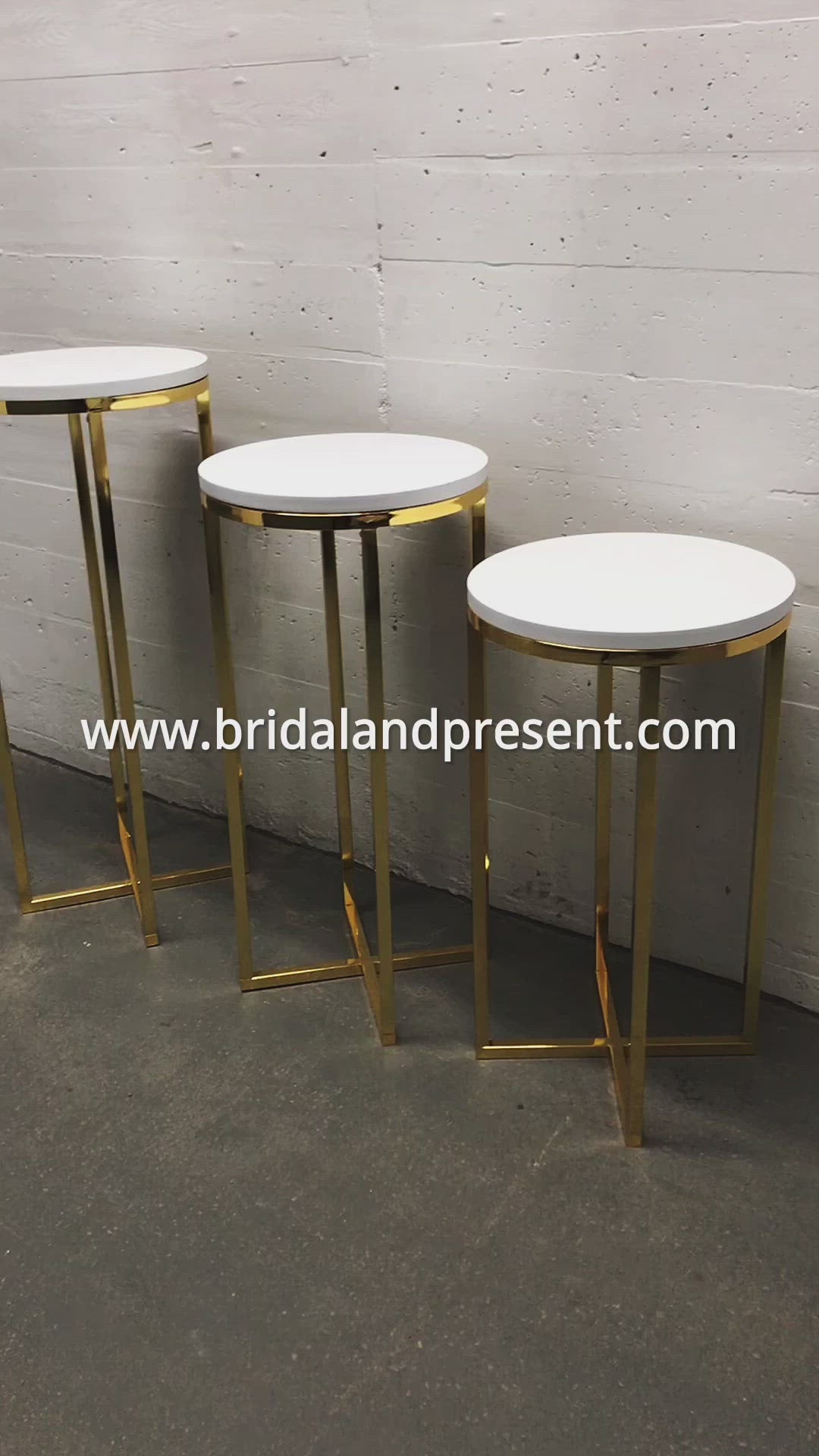Set of 3 PCs Plinths - Gold Round Metal Plinths Wedding Backdrop Stand Columns Cylinders Baby shower Party metal dessert table pillar